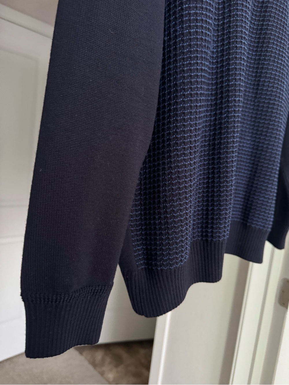 BOSS By Hugo Boss Men's Navy Full-Zip Merino Wool Regular Fit Light Sweater - Picture 6 of 8